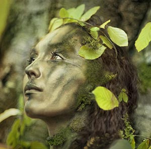 muddy-leaf-woman-a