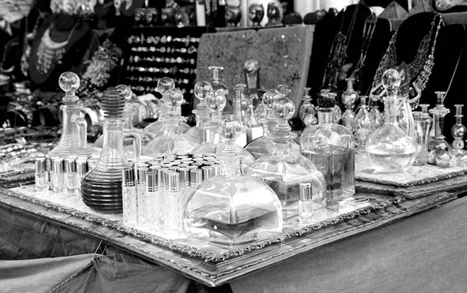 tray-oldfashioned-bottles-a